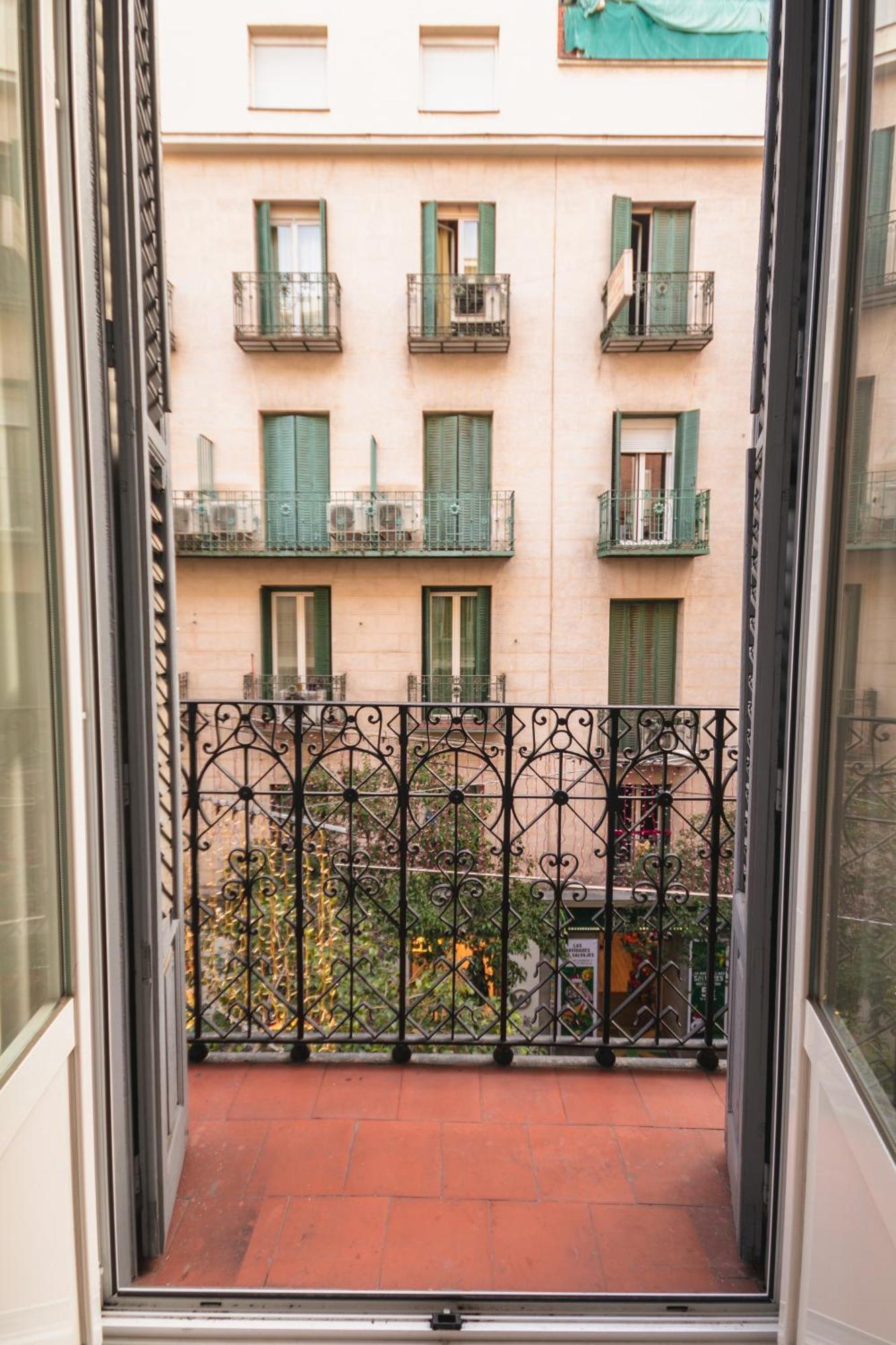 Fuencarral Apartment Madrid Exterior photo