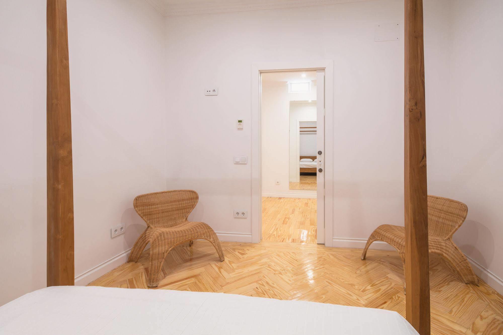 Fuencarral Apartment Madrid Exterior photo