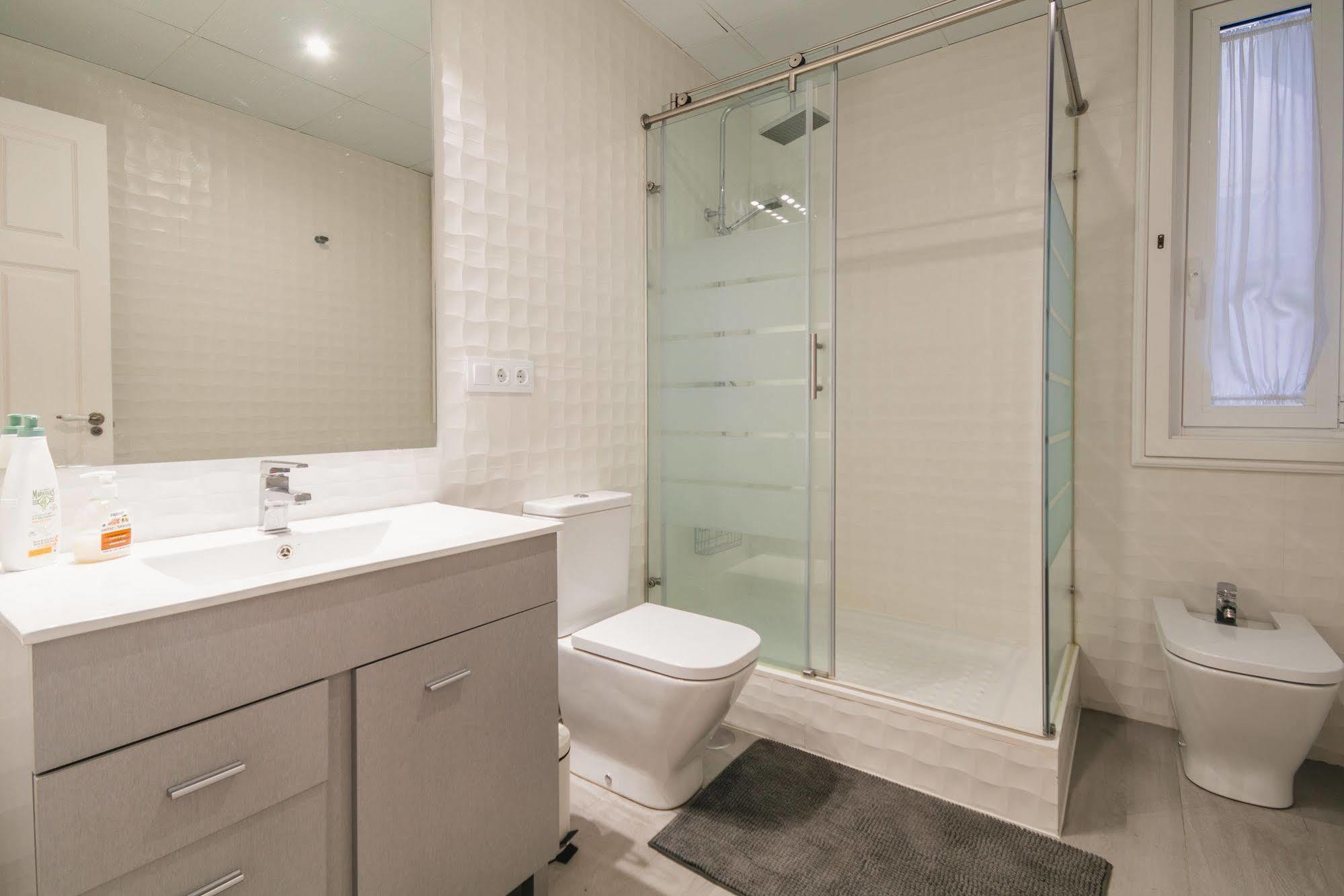 Fuencarral Apartment Madrid Exterior photo