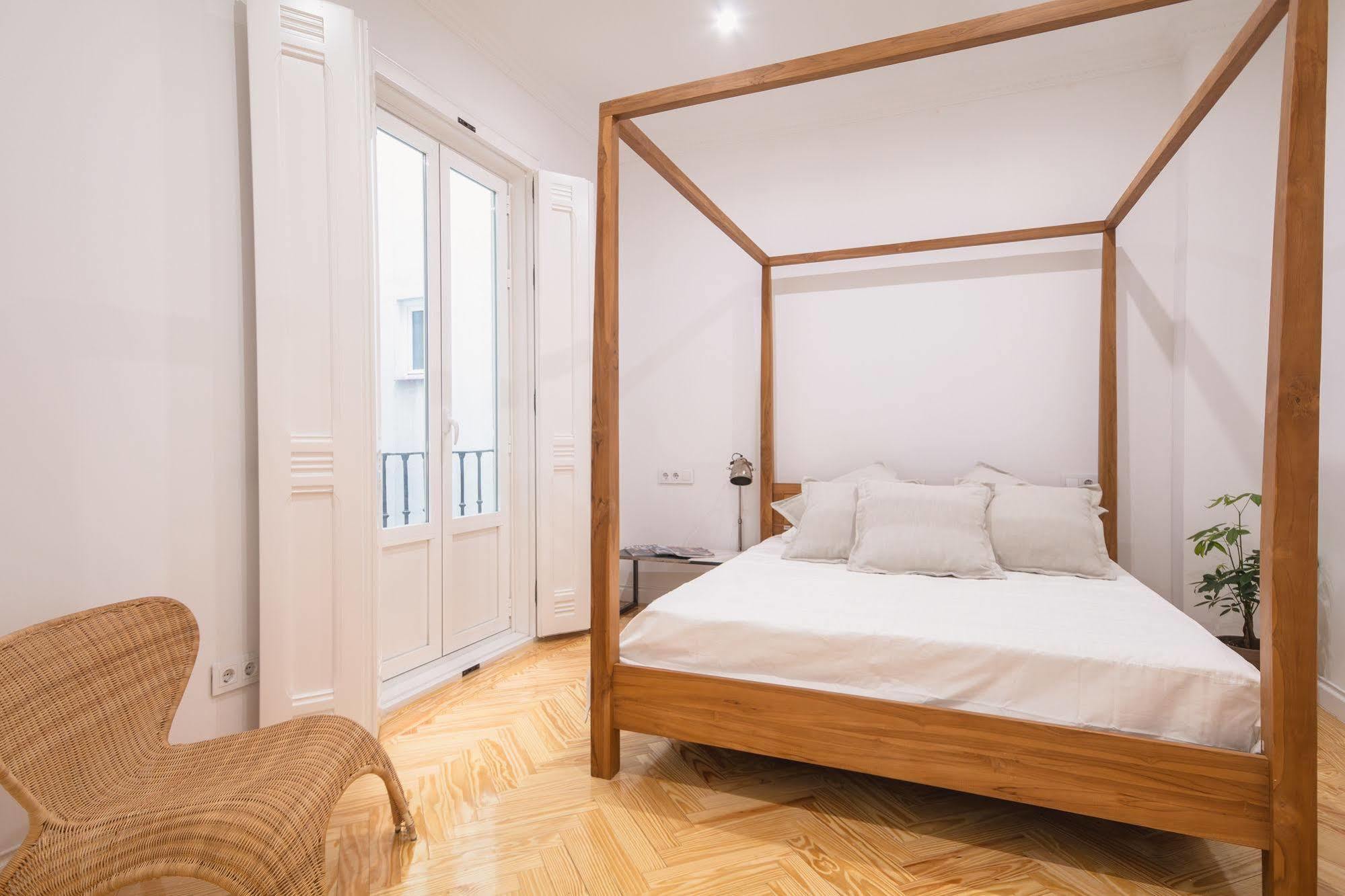 Fuencarral Apartment Madrid Exterior photo
