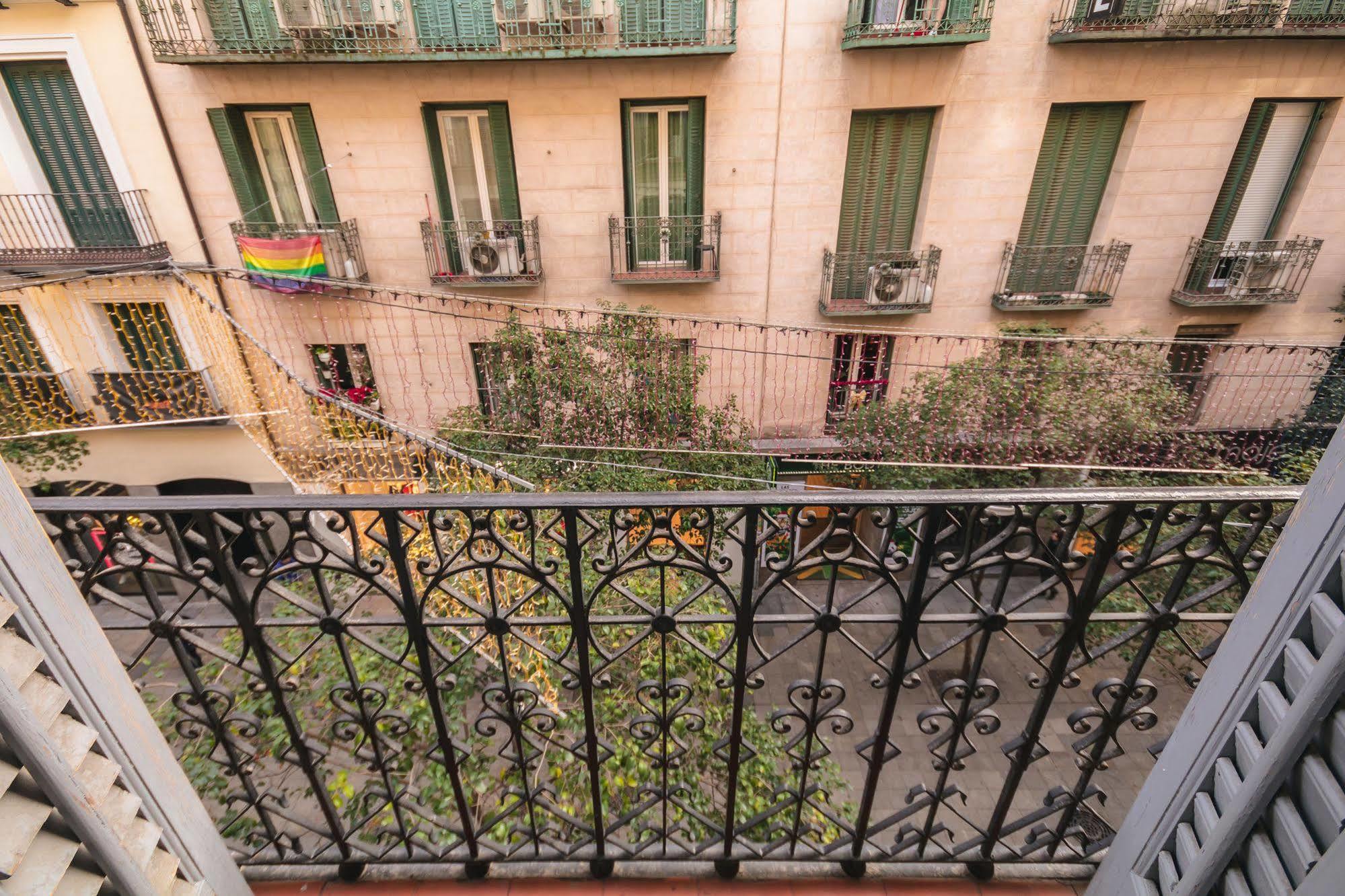 Fuencarral Apartment Madrid Exterior photo